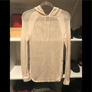 Light weight waffle hoodie! Size small / great condition never worn no tags !